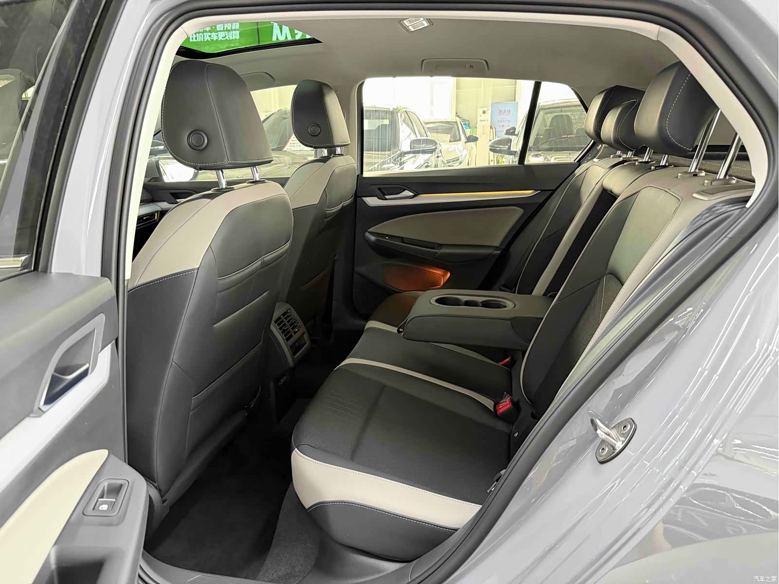Volkswagen Golf, 2023 15
