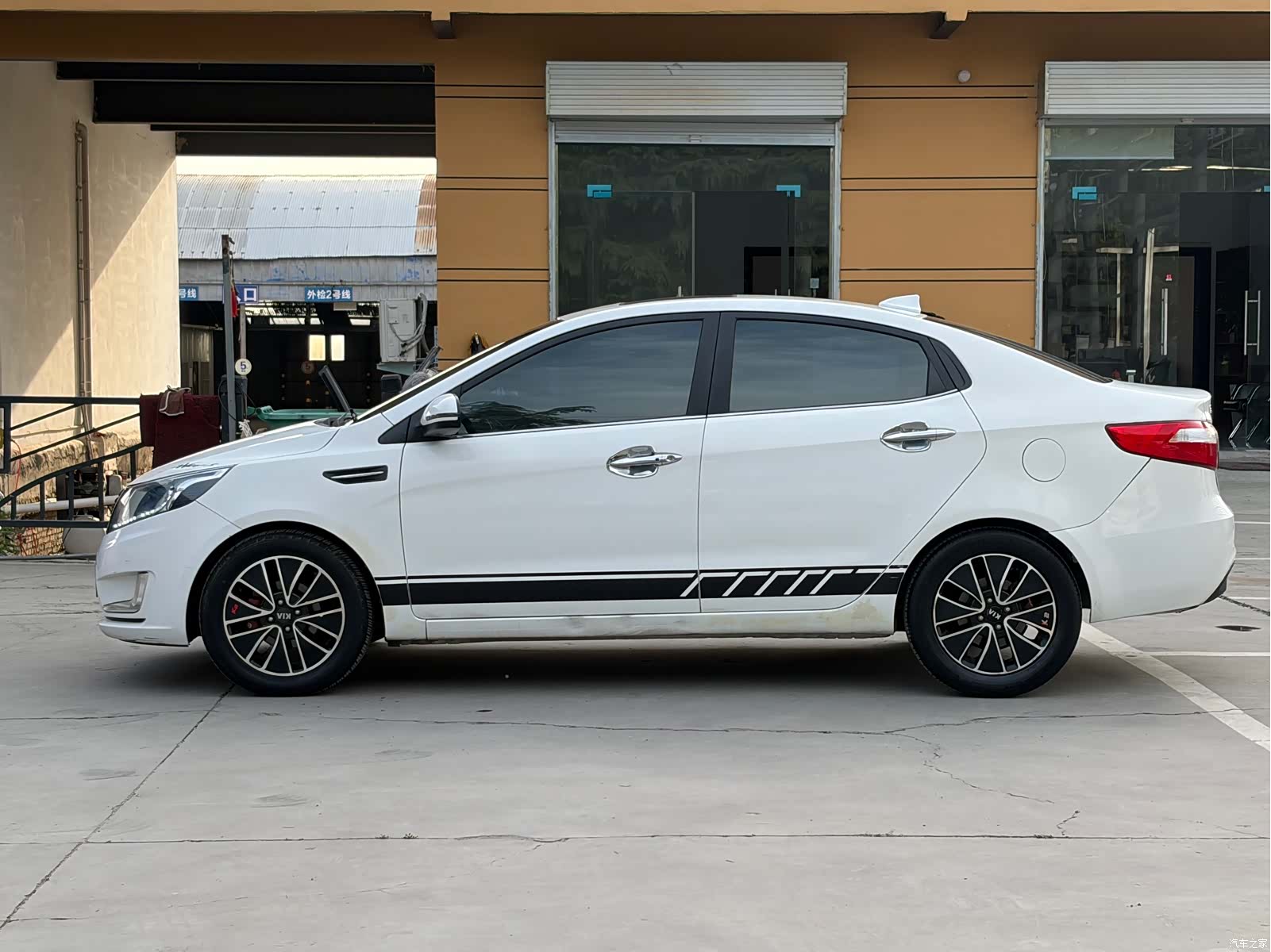 Kia K2, 2014 15