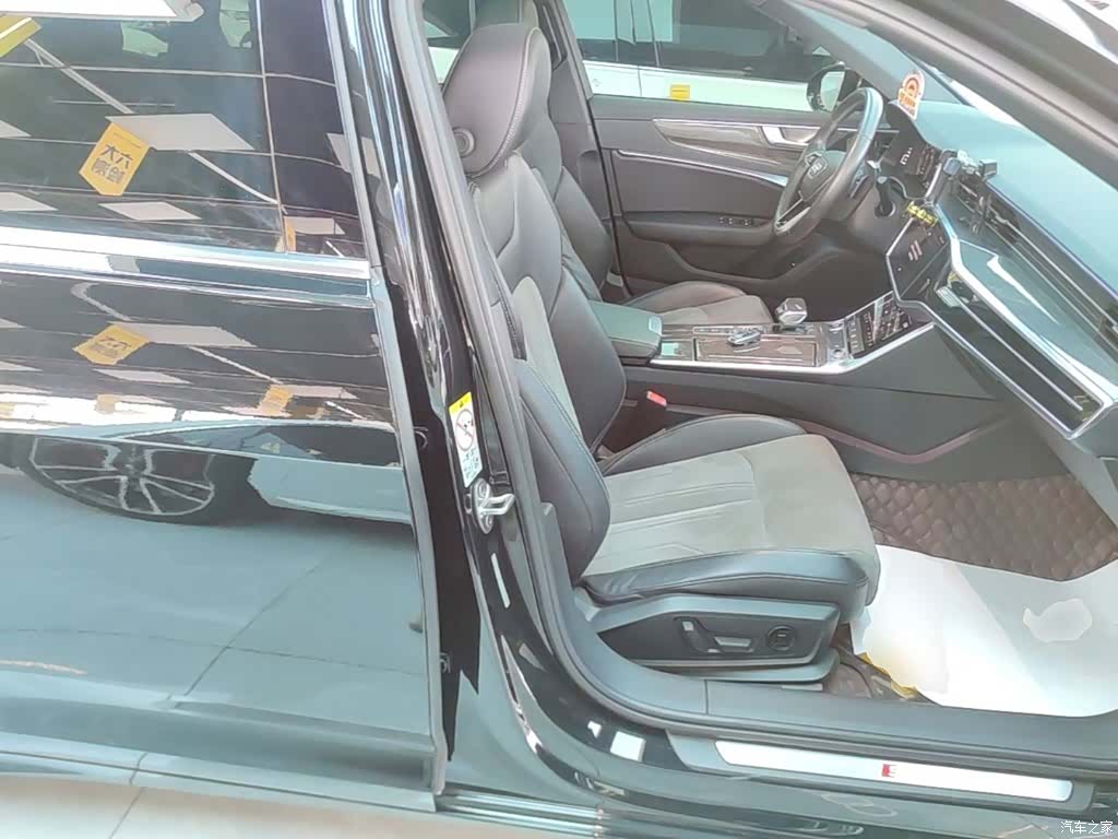 Audi A6L, 2022 25