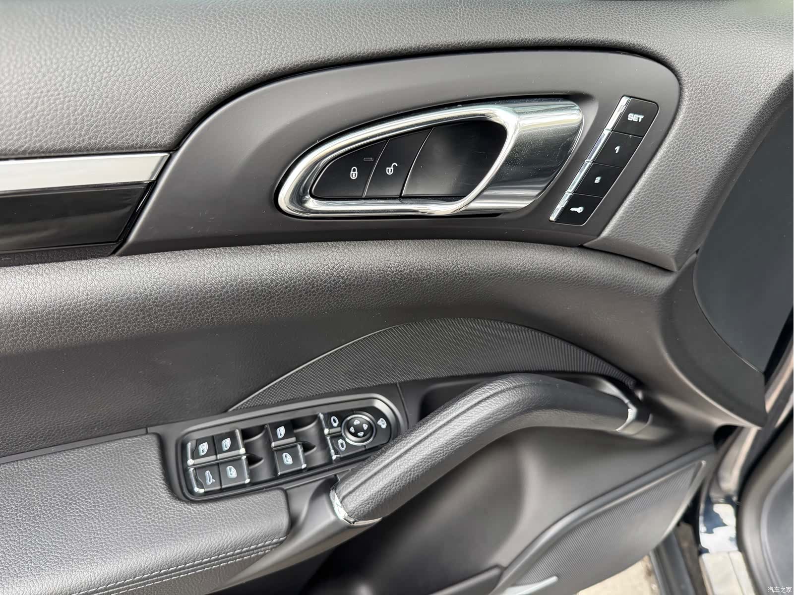 Porsche Cayenne, 2017 8