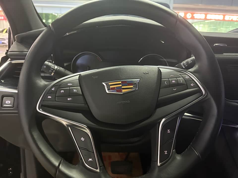 Cadillac XT5