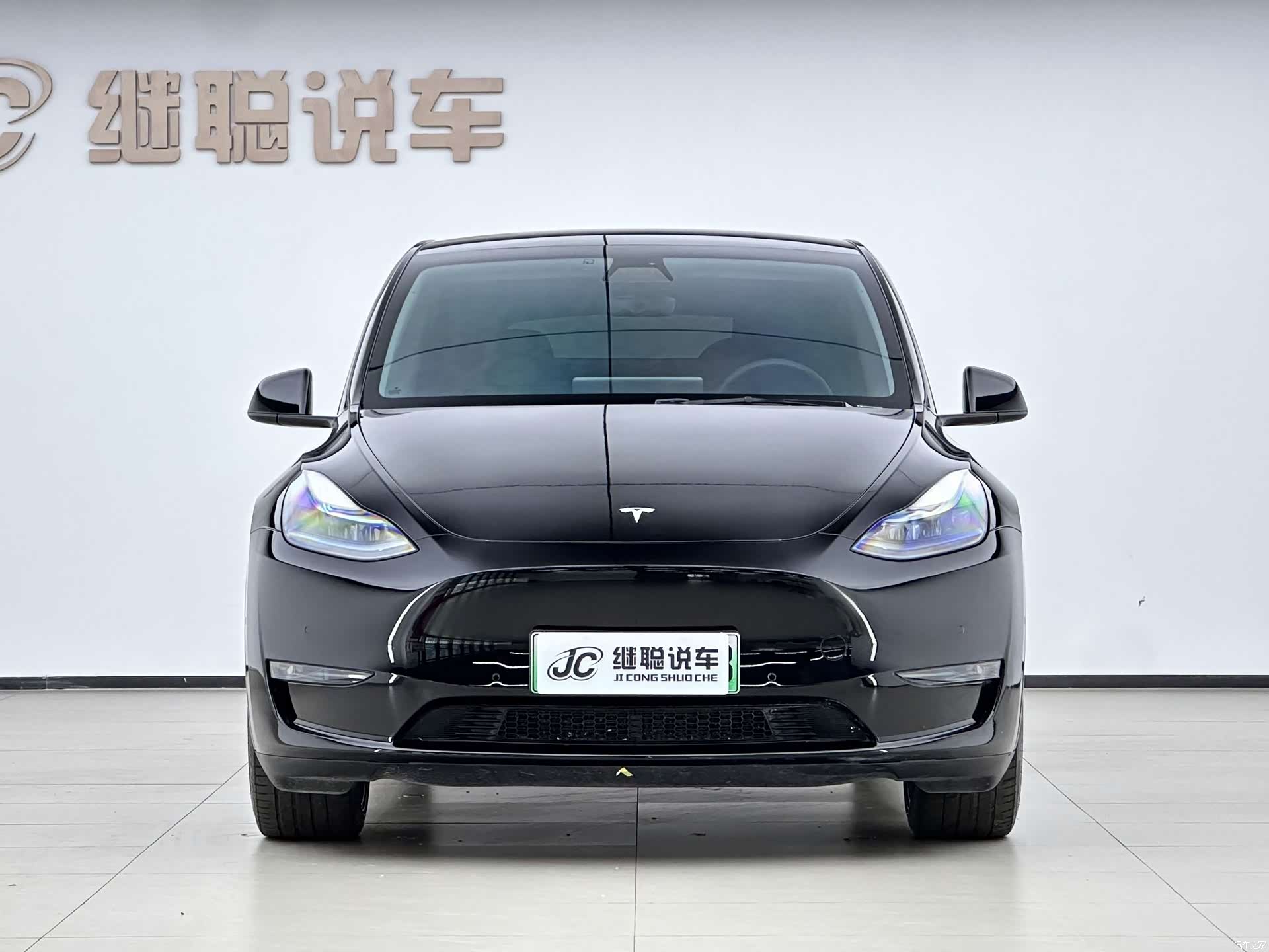 Tesla Model Y, 2023 3