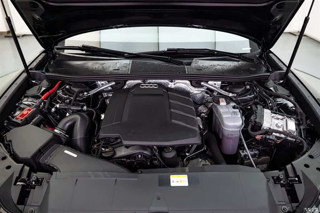 Audi A6L, 2022 8