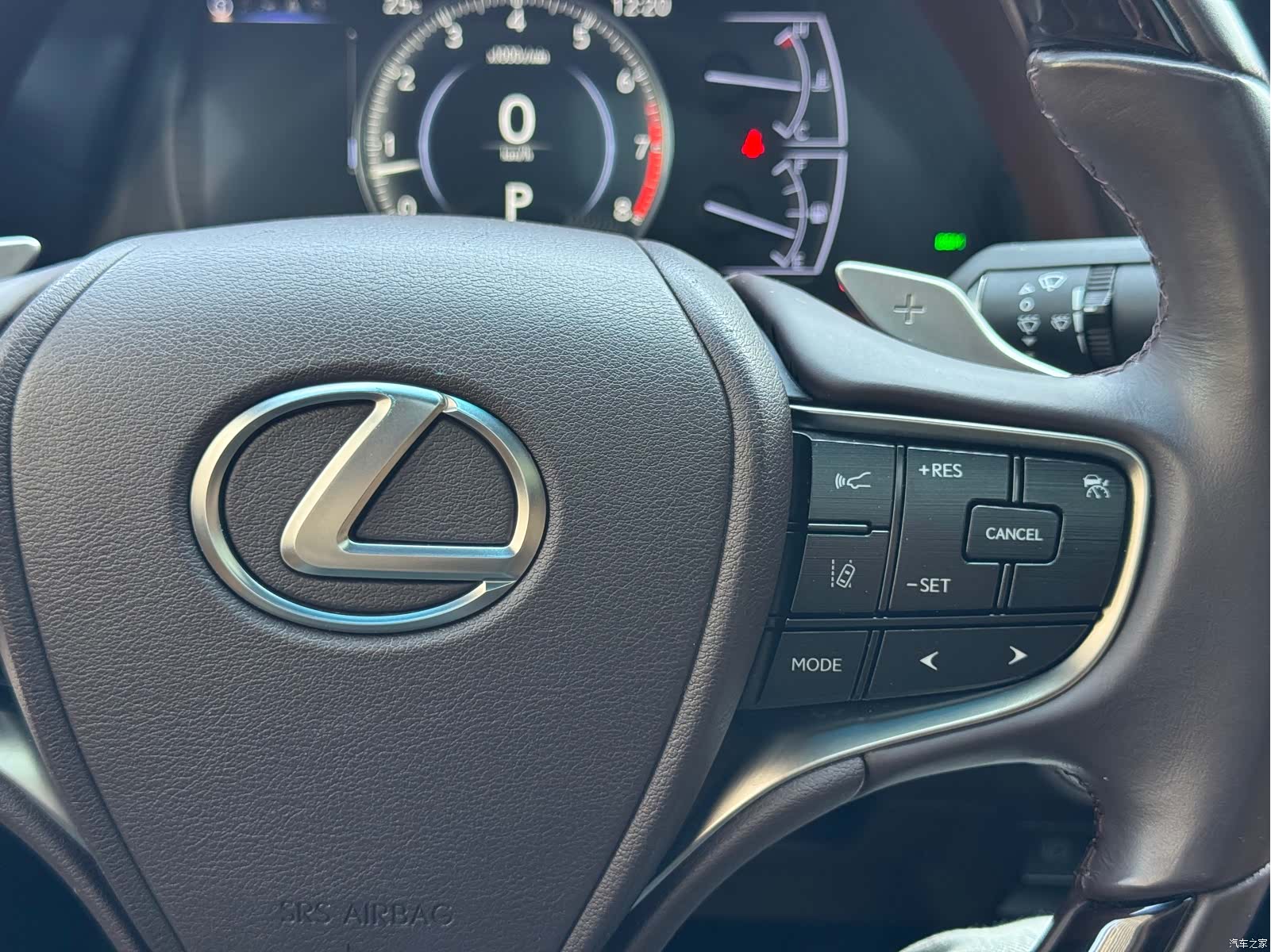 Lexus ES, 2019 15