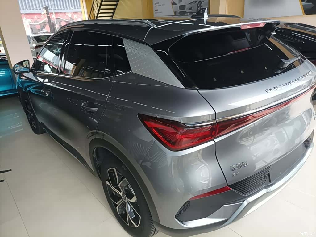 BYD Yuan, 2023 все фото