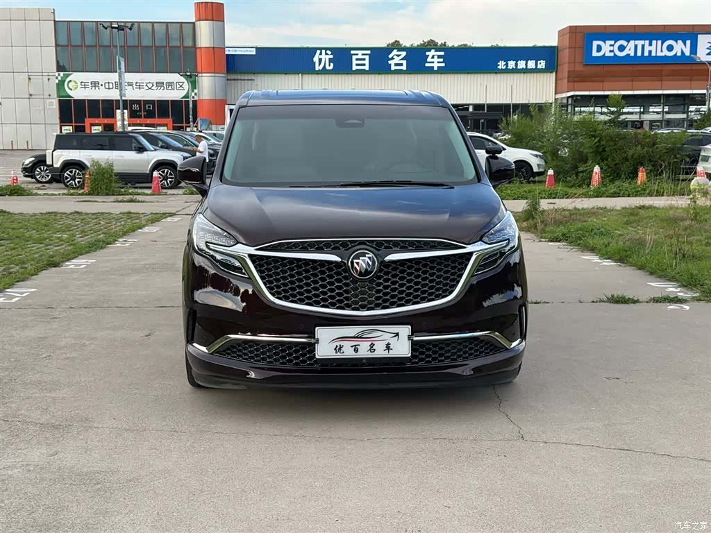Buick GL8, 2022 13
