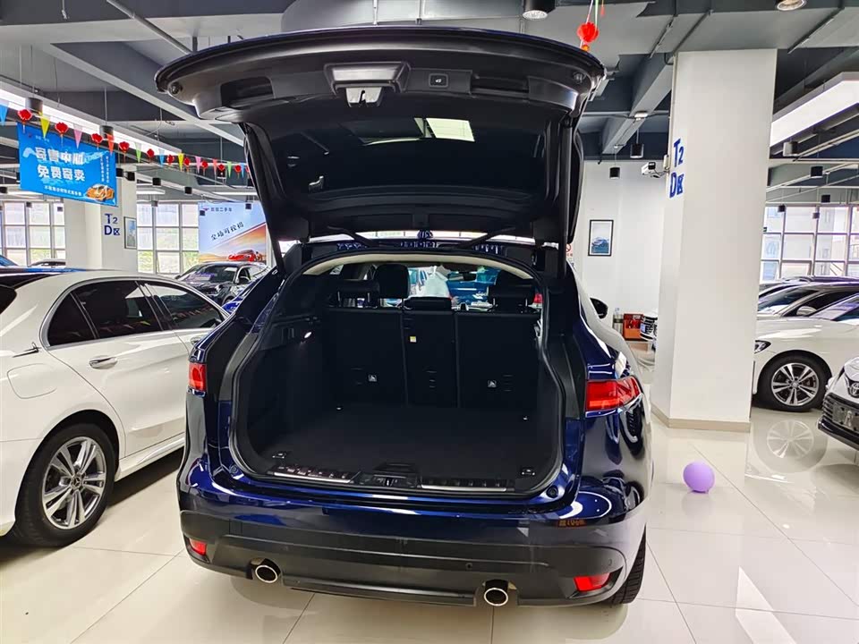 Jaguar F-PACE Jaguar F-PACE