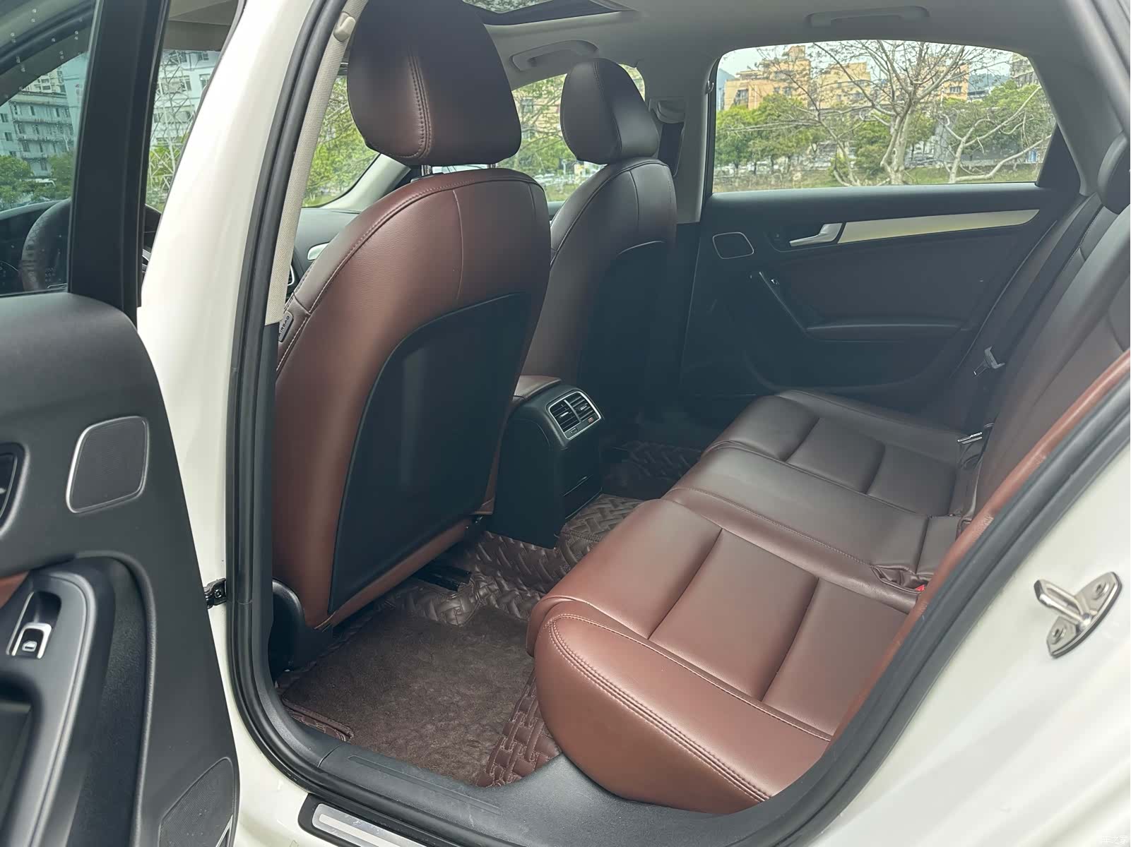 Audi A4L, 2015 6