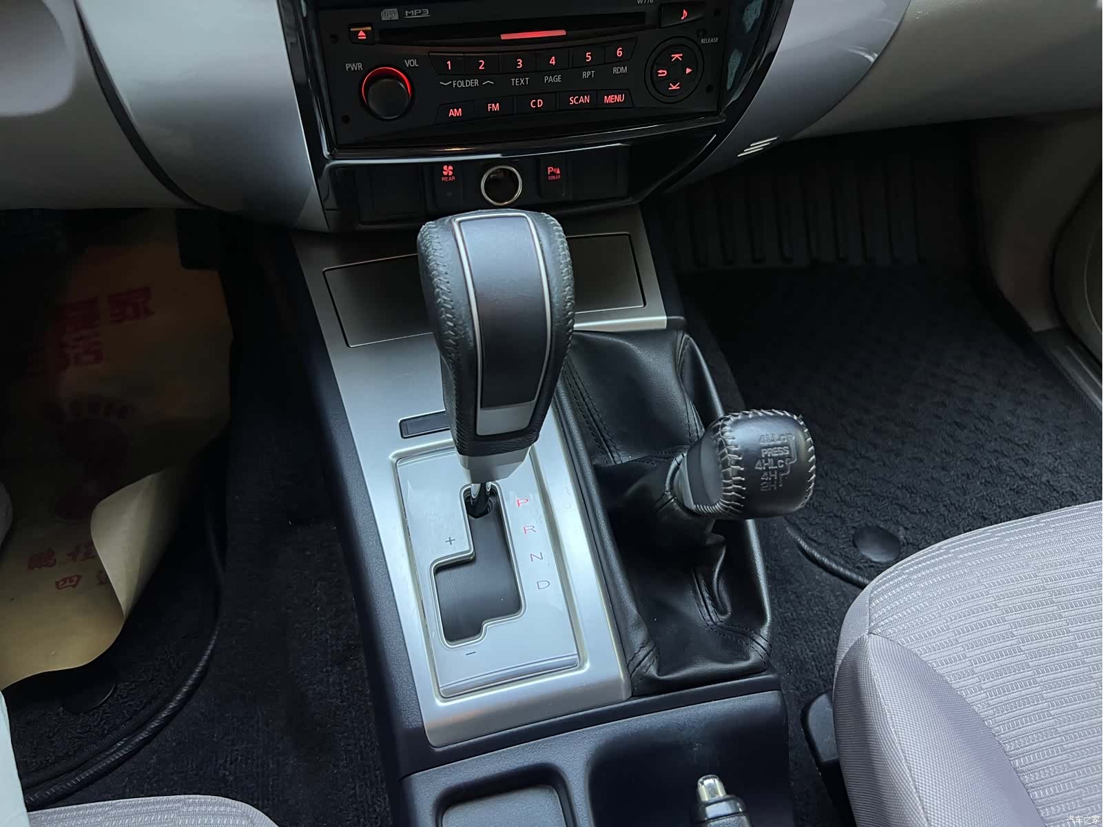Mitsubishi Pajero, 2016 7