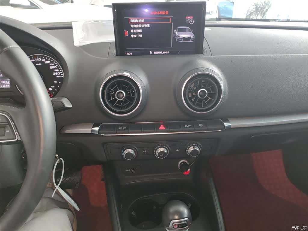 Audi A3, 2018 13