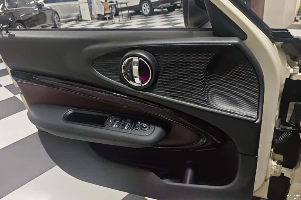 Mini Clubman, 2016 7