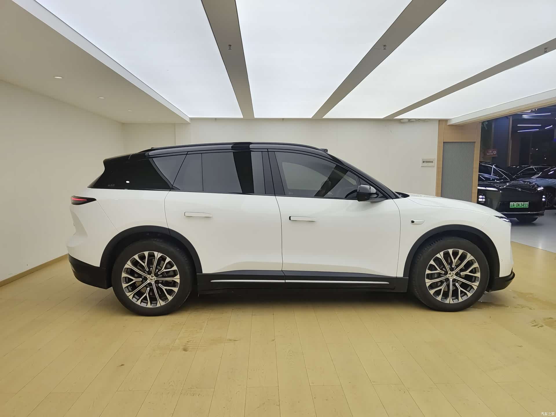 NIO ES6, 2024 9