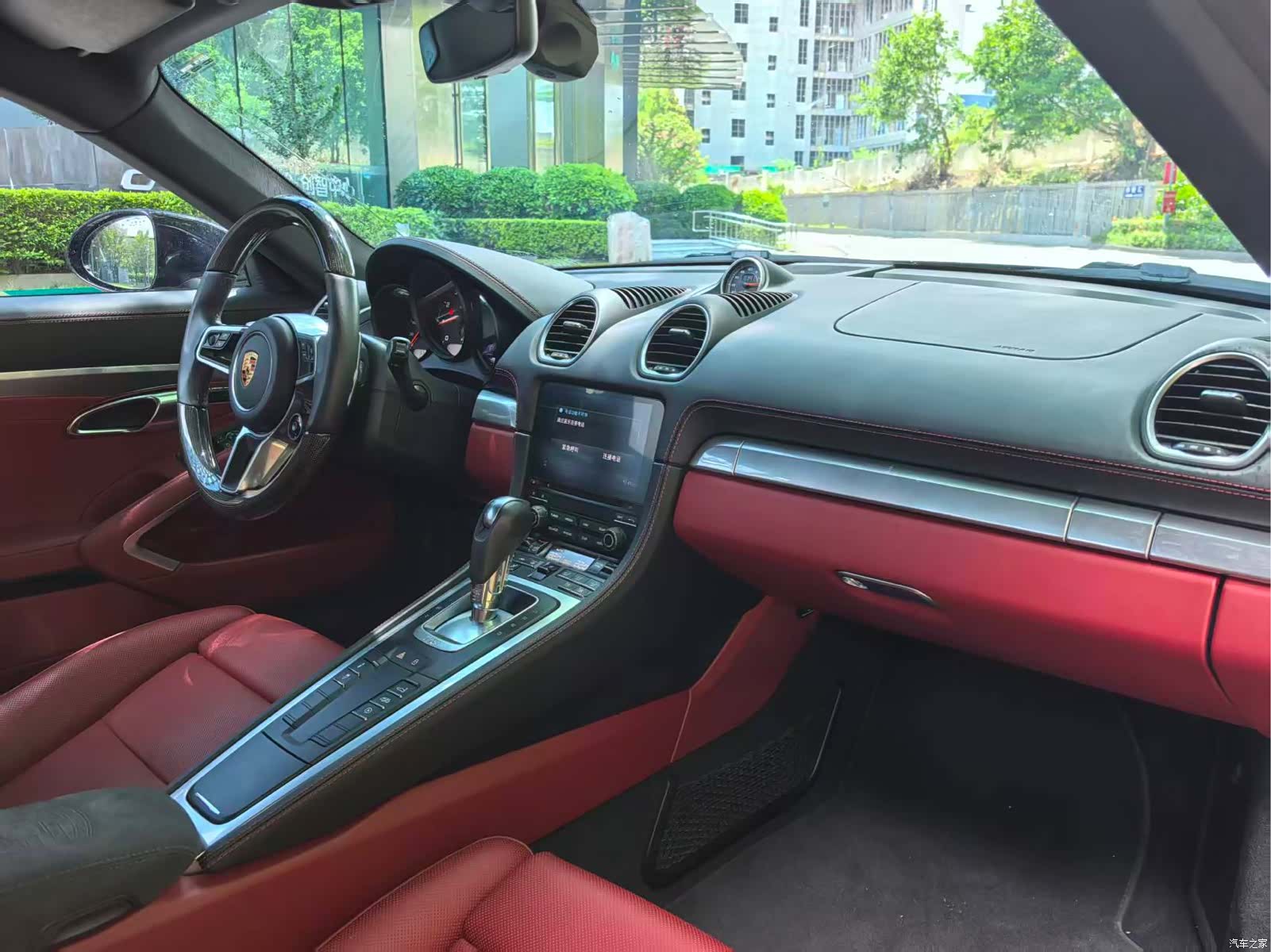Porsche Cayman, 2024 6