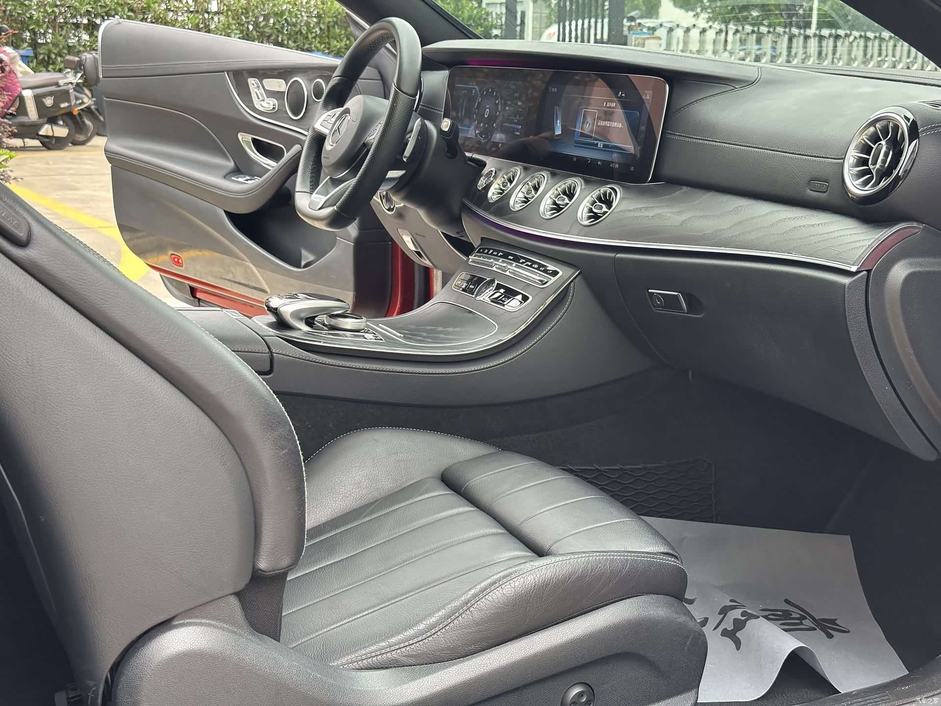 Mercedes-Benz E-Class, 2018 4
