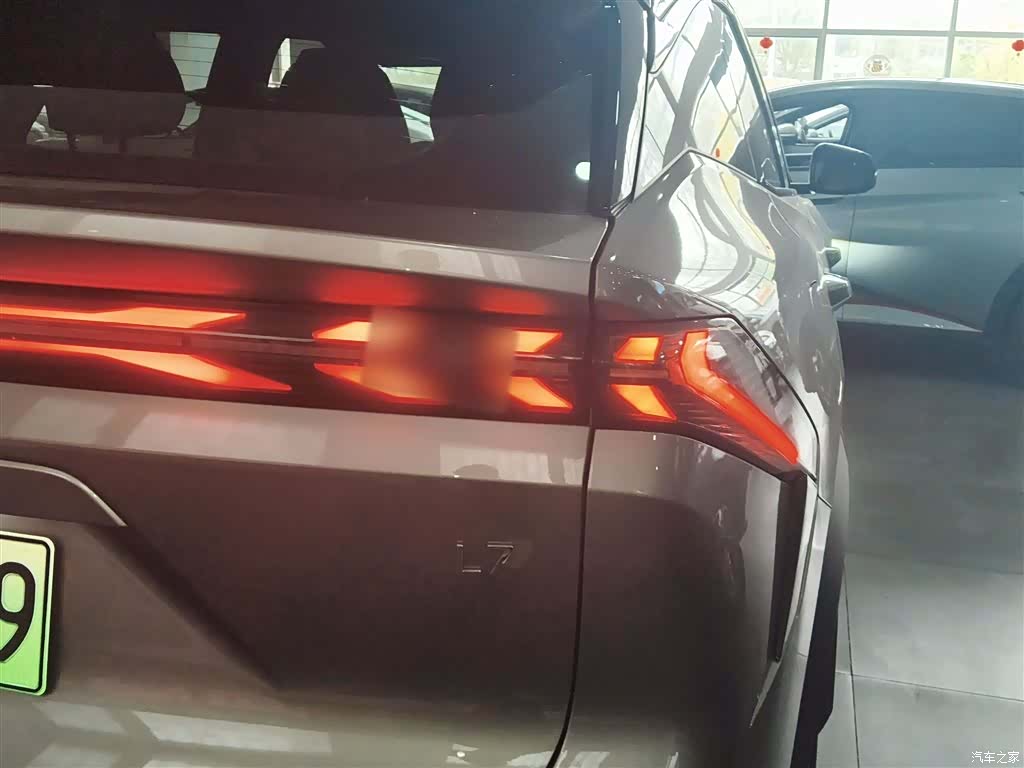 Geely Galaxy L7, 2024 8