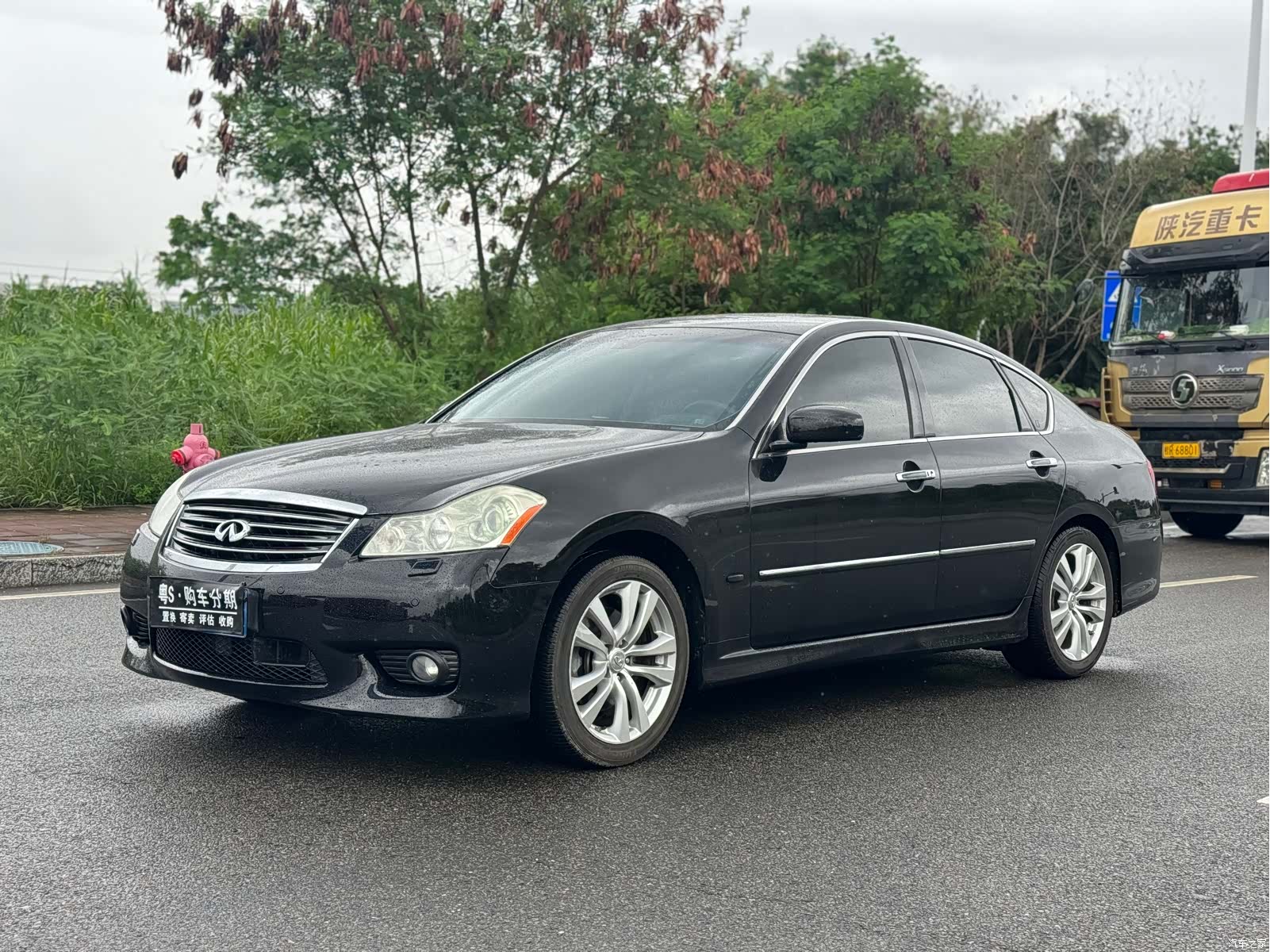 Infiniti M35