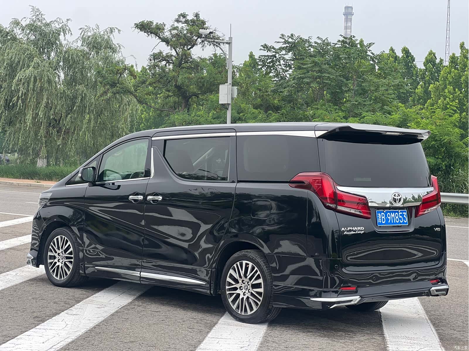 Toyota Alphard, 2017 30