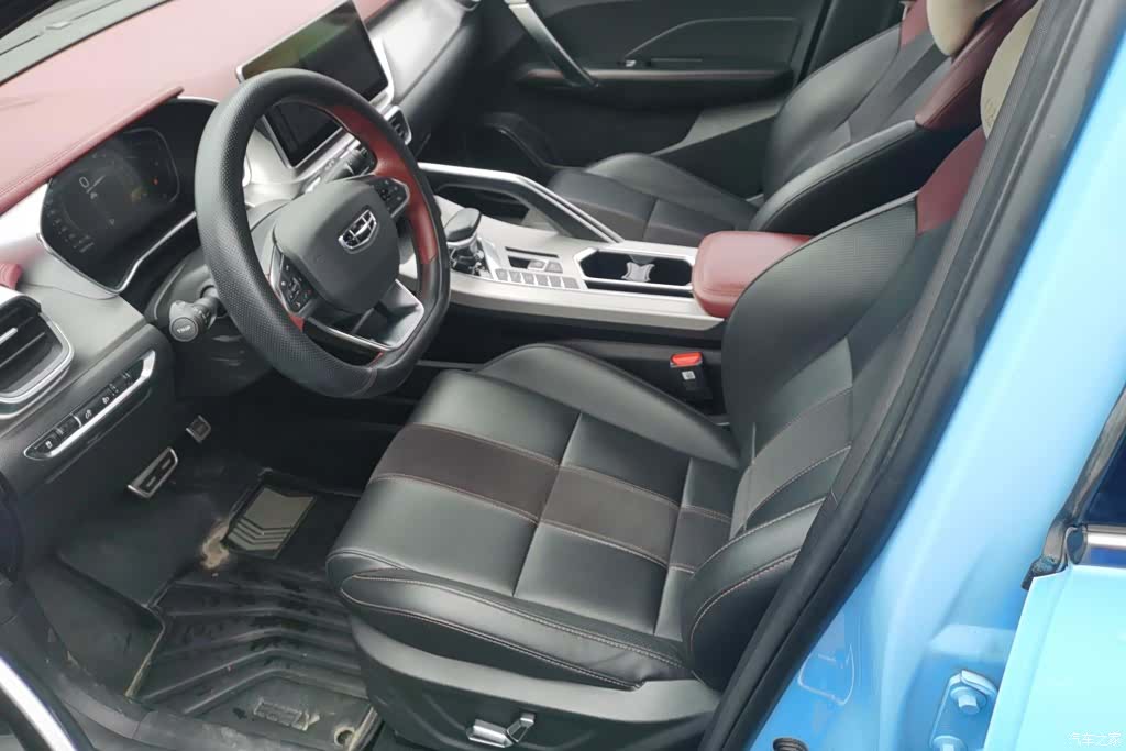 Geely Coolray, 2022 9