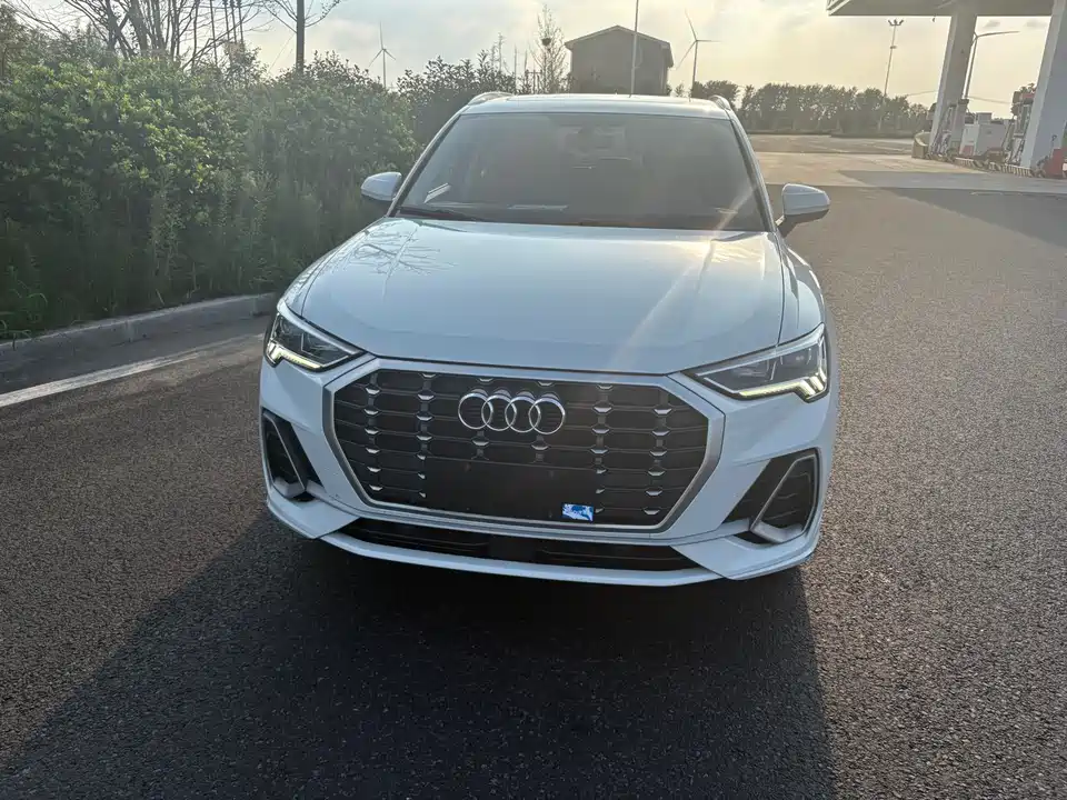 Audi Q3 Audi Q3