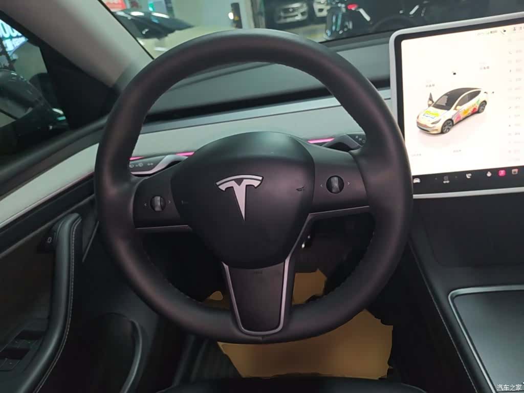 Tesla Model Y, 2024 11