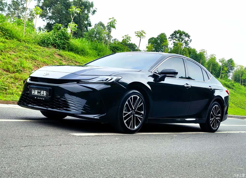 Toyota Camry, 2024 1