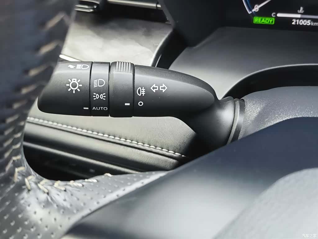 Toyota Camry, 2024 18