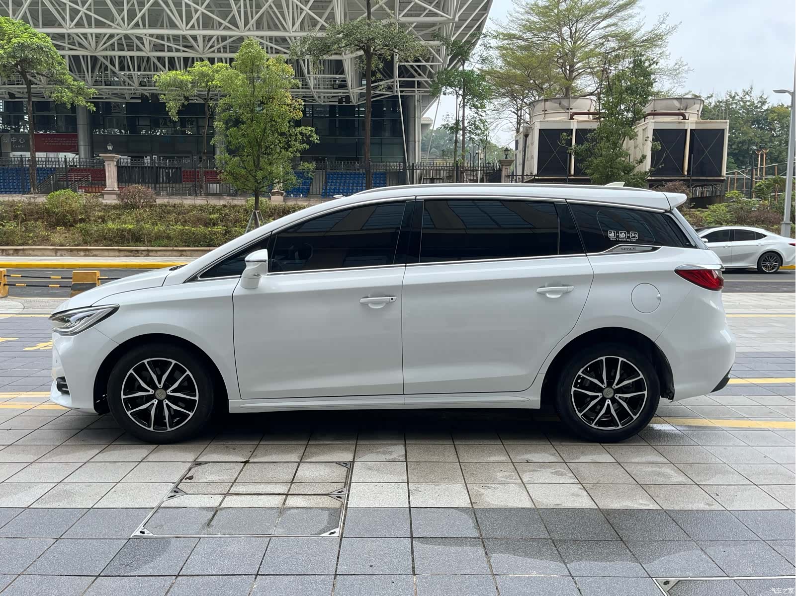 BYD Song, 2018 7