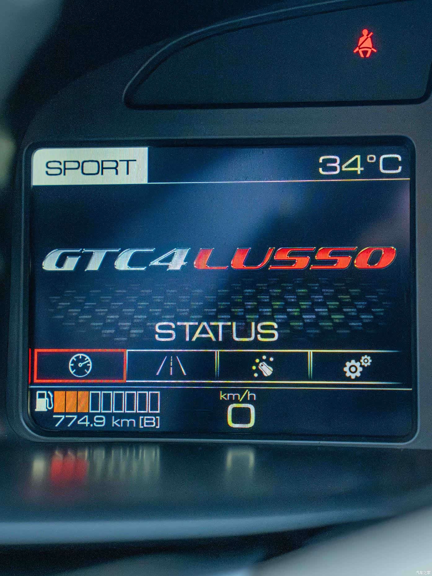 Ferrari GTC4Lus, 2017 15