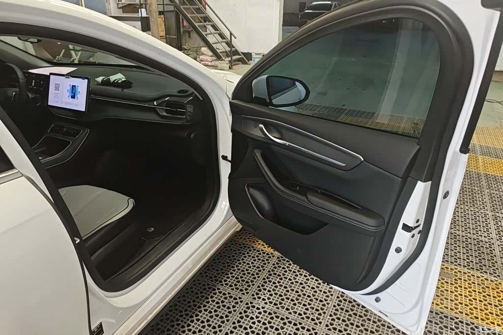 BYD Destroyer 05, 2025 8