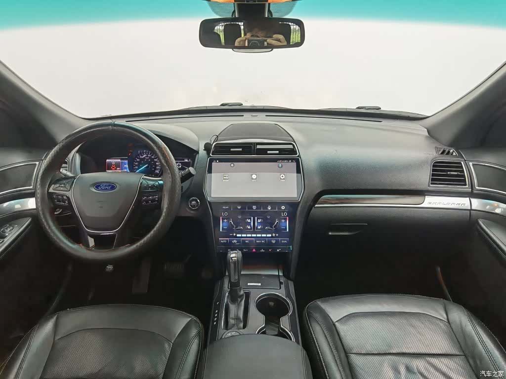 Ford Explorer, 2017 все фото