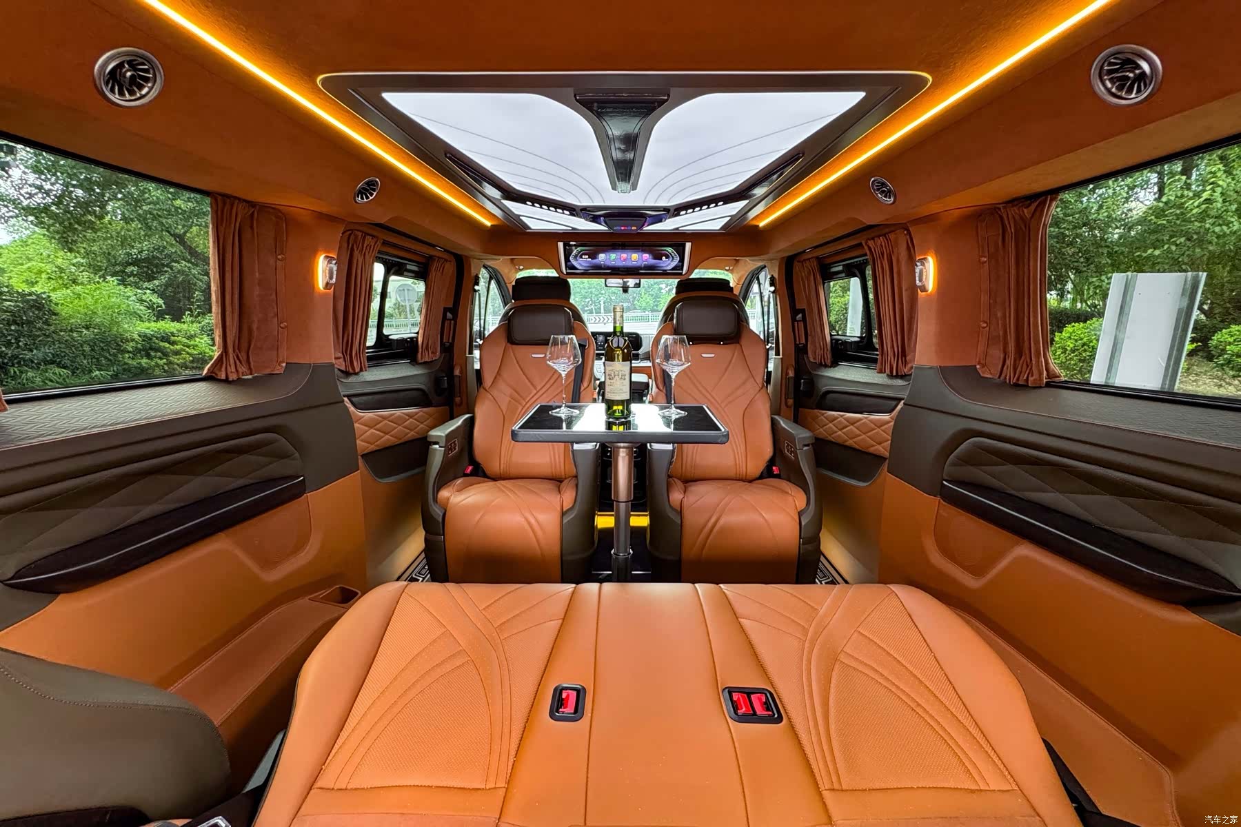 TuRuiOu Tourneo, 2025 35