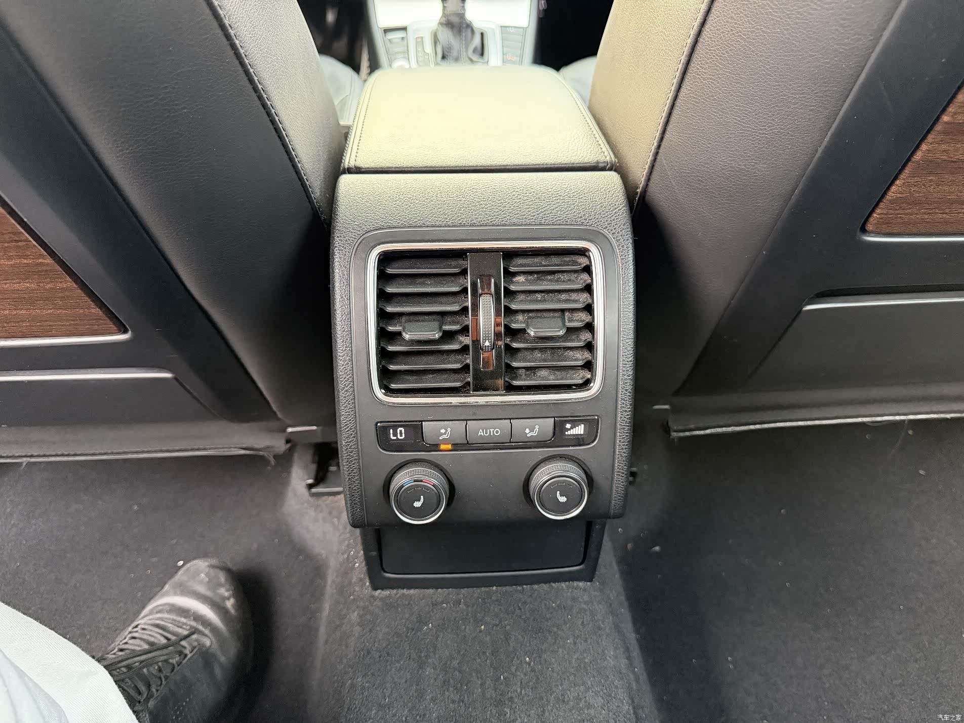 Volkswagen Magotan, 2015 11