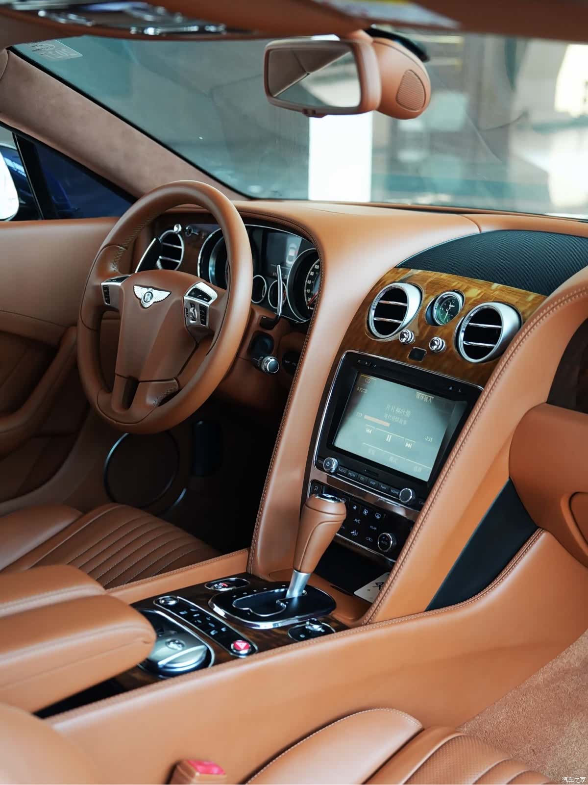 Bentley Continental GT, 2017 9