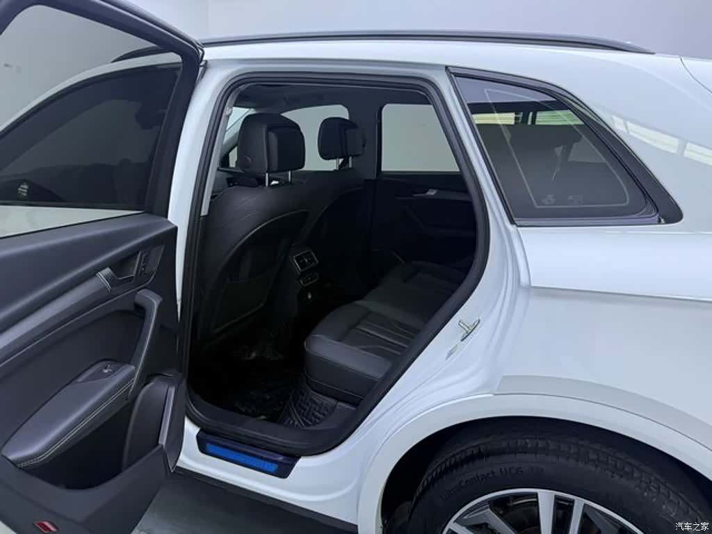Audi Q5L, 2022 17