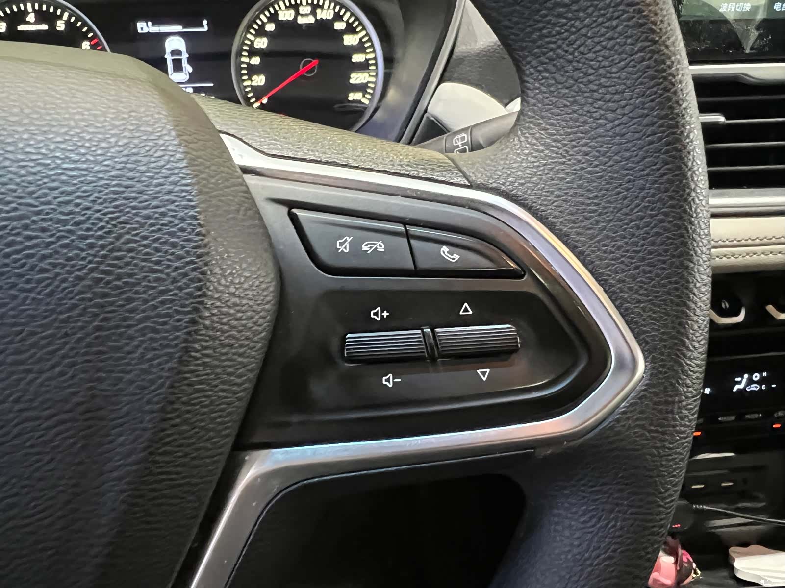 Wuling 530, 2018 16