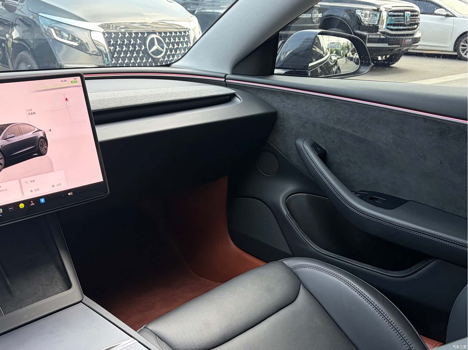 Tesla Model 3, 2025 16
