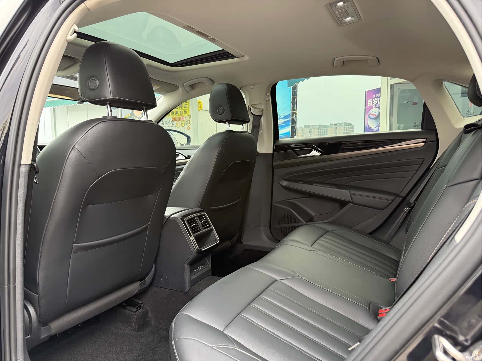 Volkswagen Passat, 2020 6