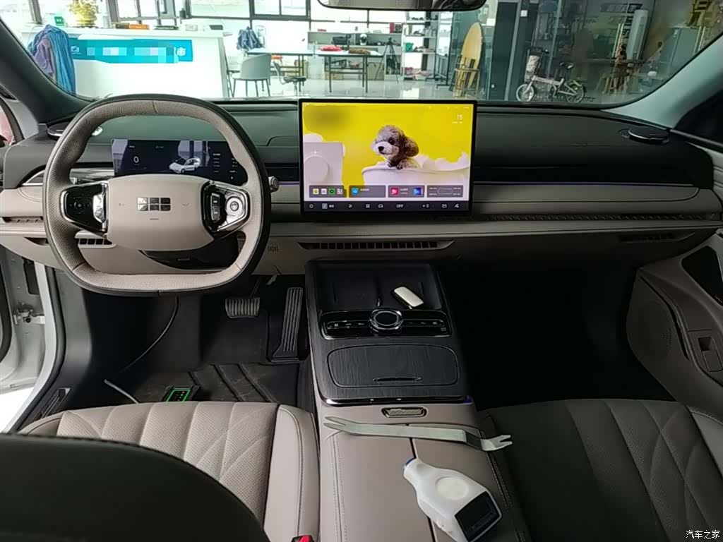 Geely 8, 2025 10