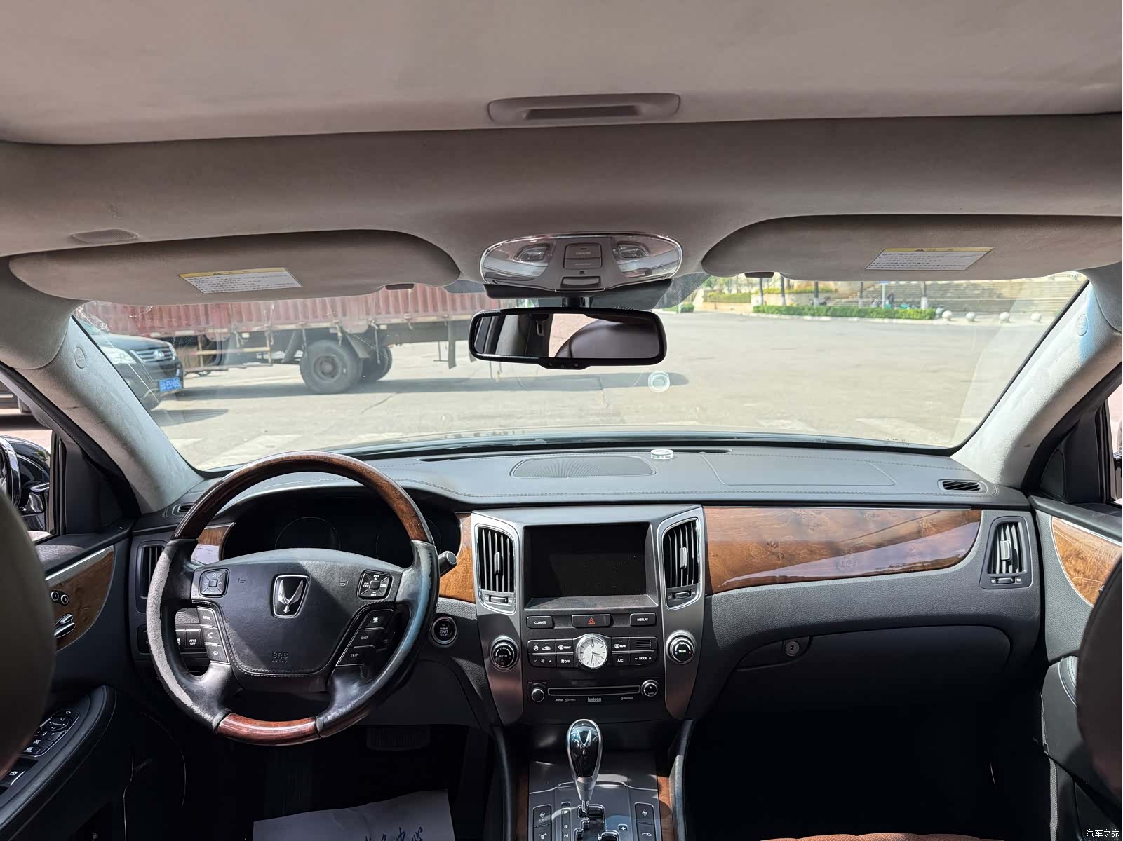 Hyundai 3.8, 2011 13