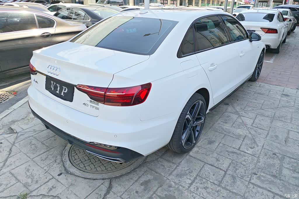 Audi A4L, 2023 3