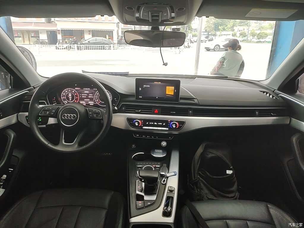 Audi A4L, 2018 10
