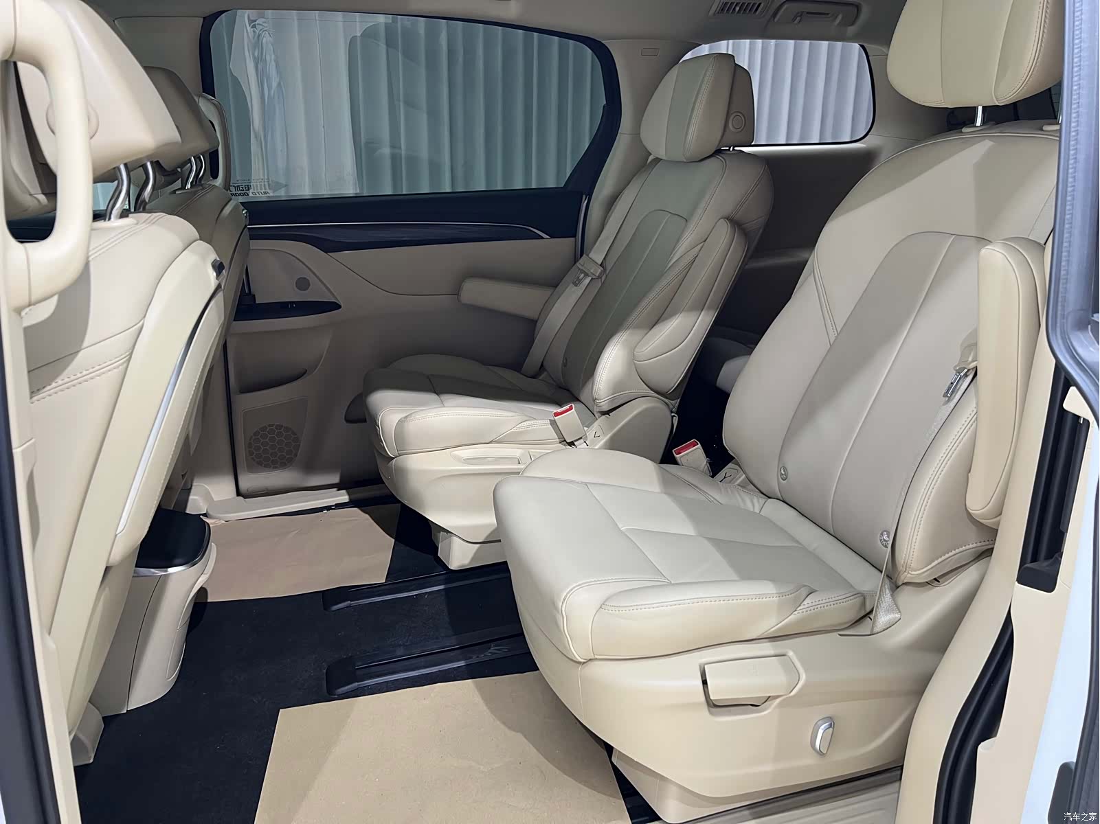 Buick GL8, 2024 8