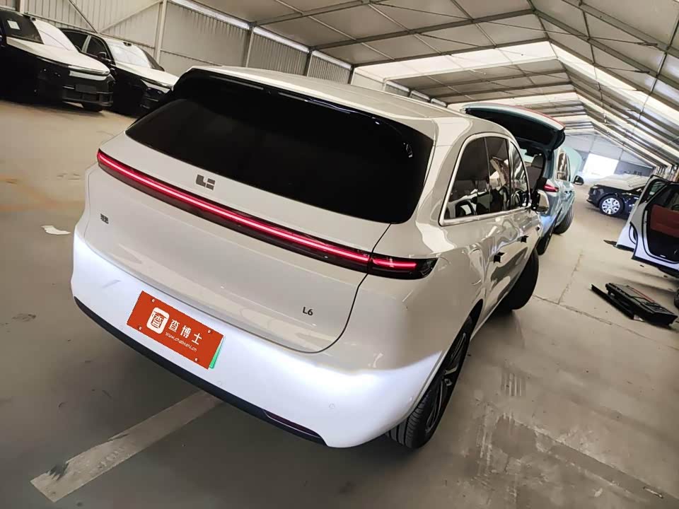 Li Auto Ideal L6