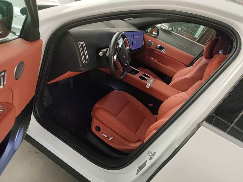 Li Auto Ideal L6