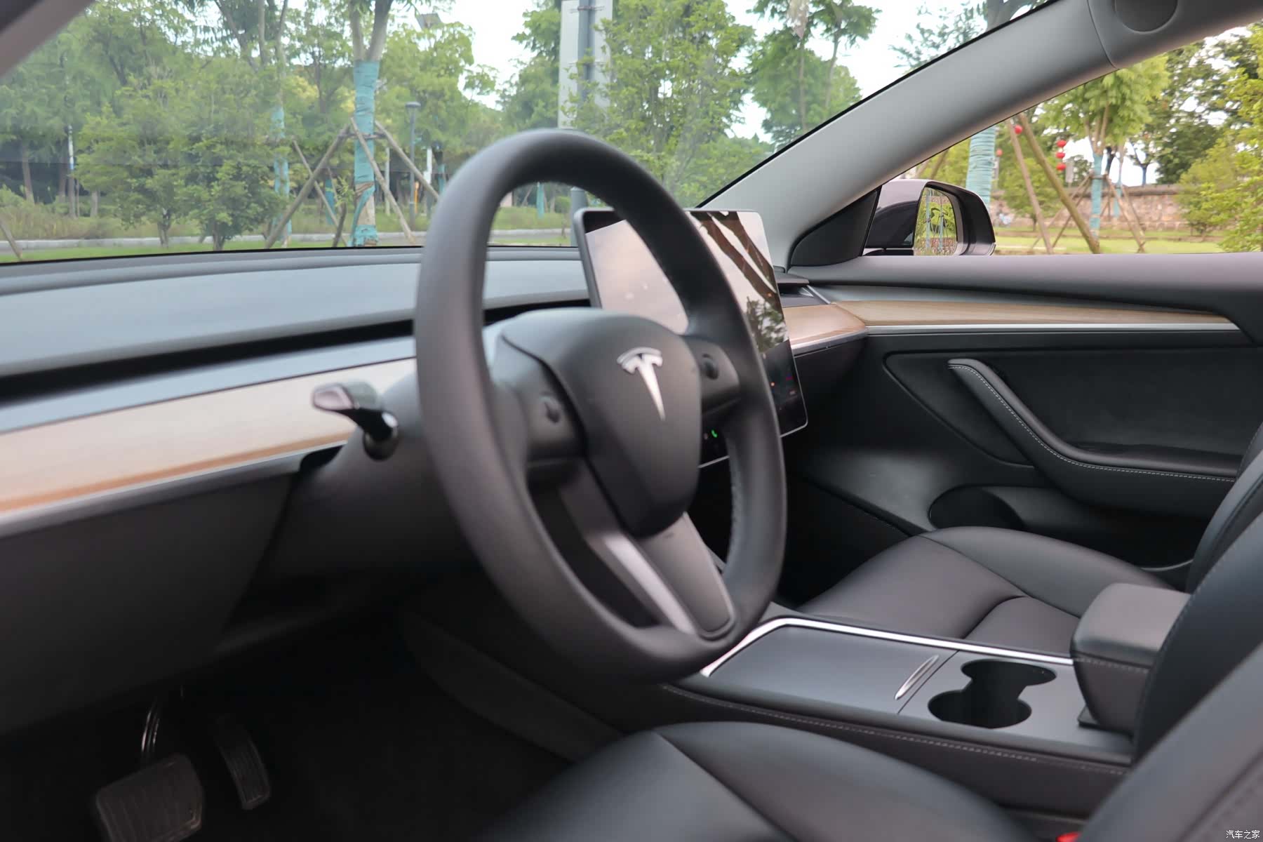 Tesla Model 3, 2023 17