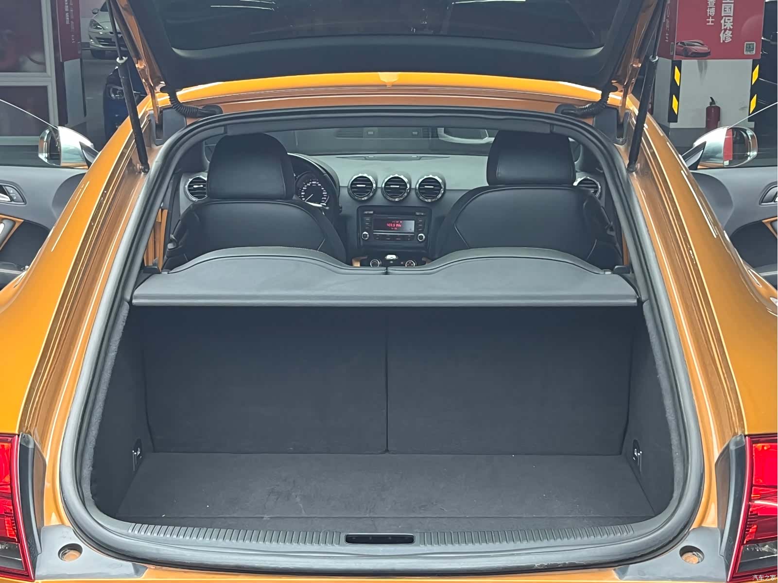 Audi TT, 2015 25