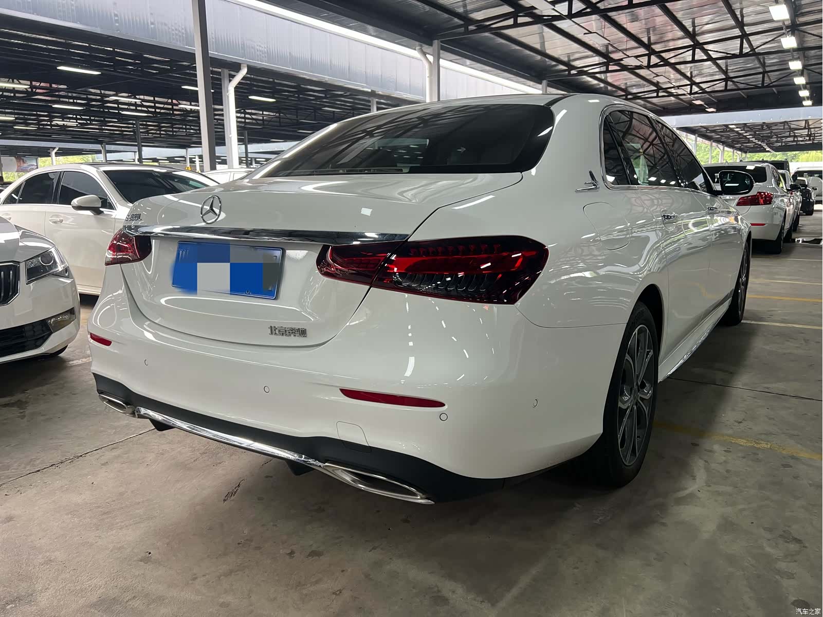 Mercedes-Benz E-Class, 2023 4