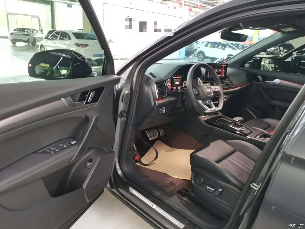Audi Q5L, 2025 16