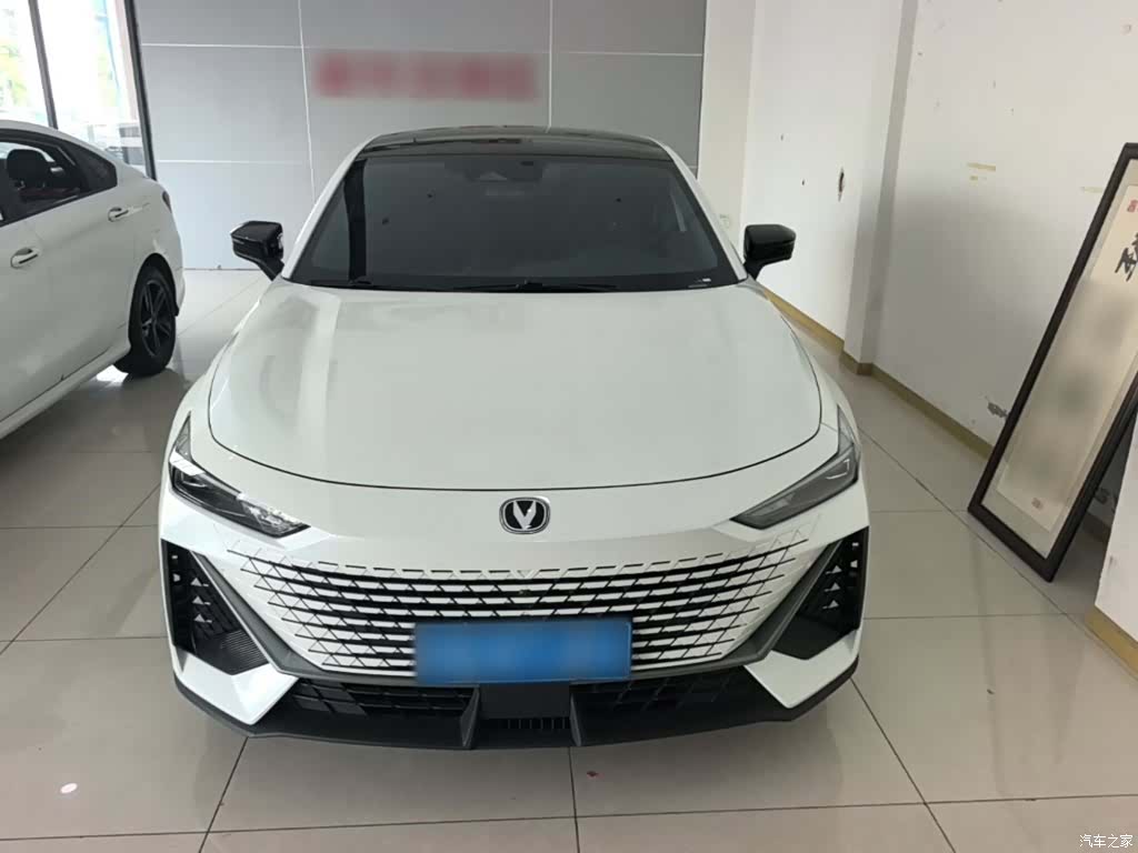 Changan UNI-V, 2024 3