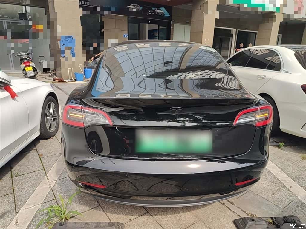 Tesla Model 3, 2023 6